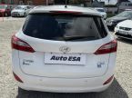 Hyundai i30 - fotka číslo 4