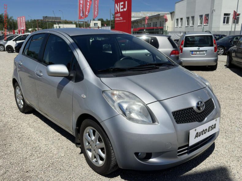 Toyota Yaris - hlavní foto