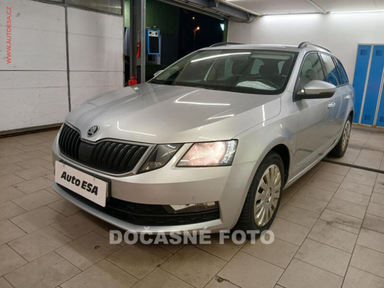 Škoda Octavia - hlavní foto