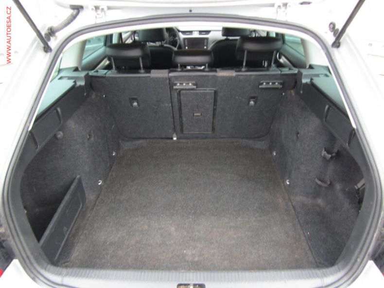 Škoda Octavia - hlavní fotka