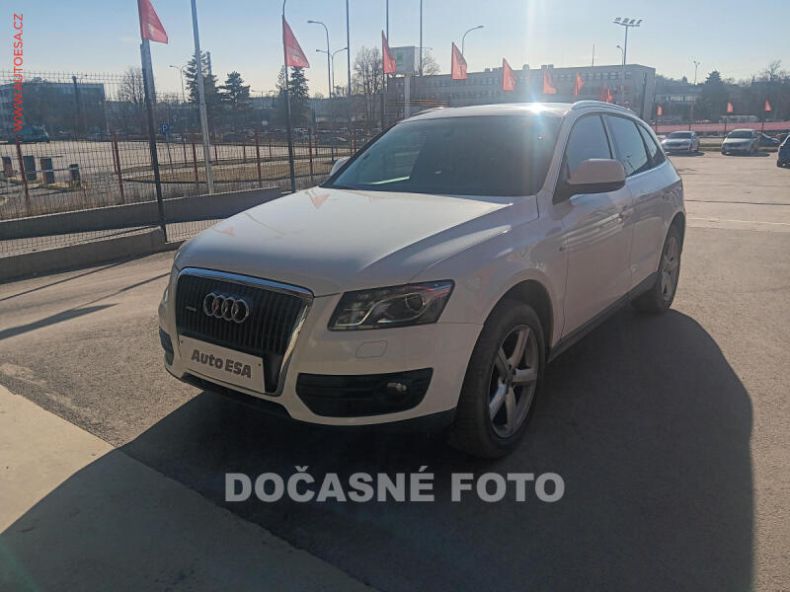 Audi Q5 - hlavní foto