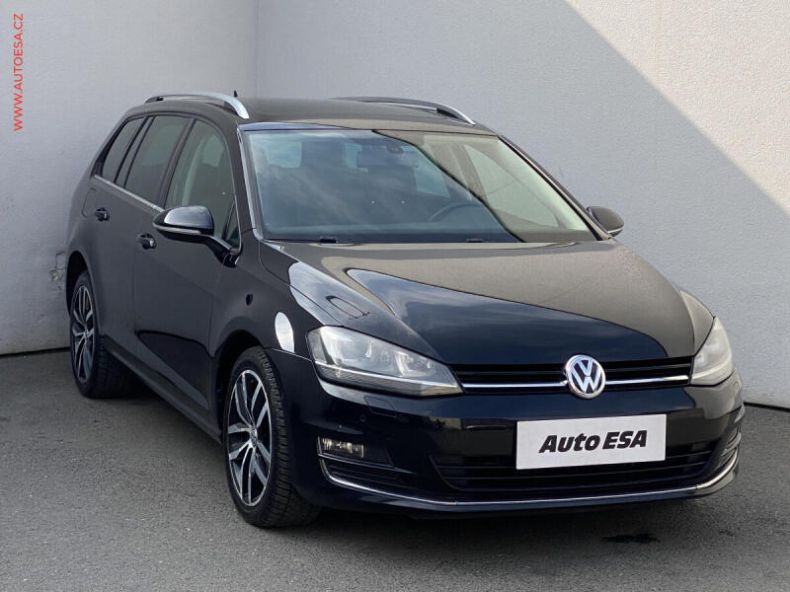 Volkswagen Golf - hlavní foto