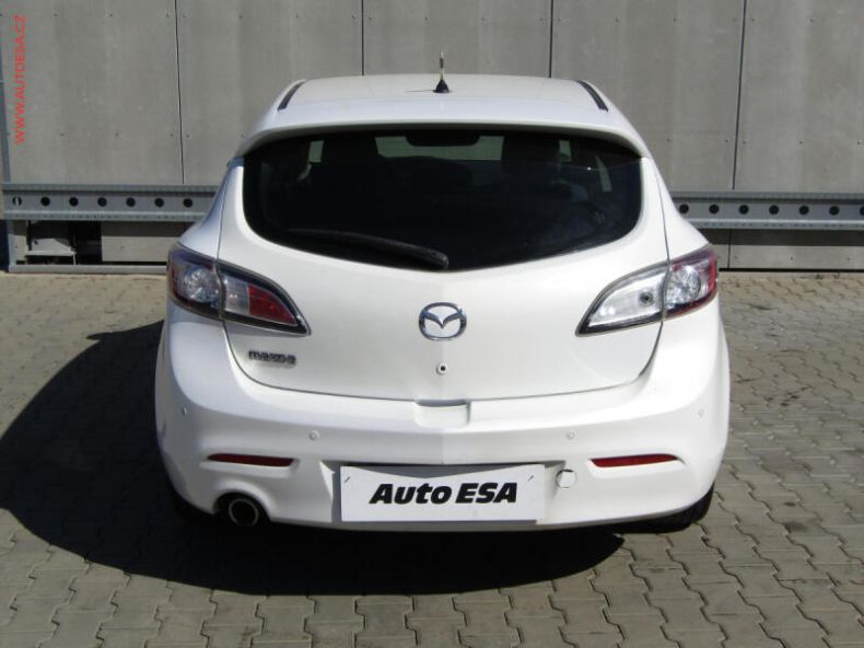 Mazda 3 - hlavní fotka