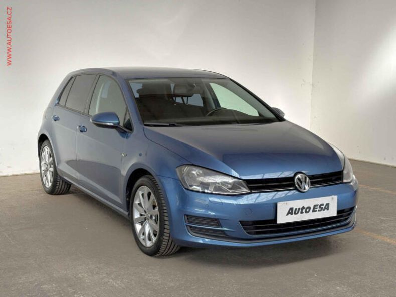 Volkswagen Golf - hlavní foto