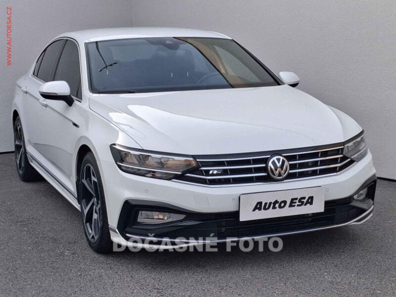 Volkswagen Passat - hlavní fotka inzerátu