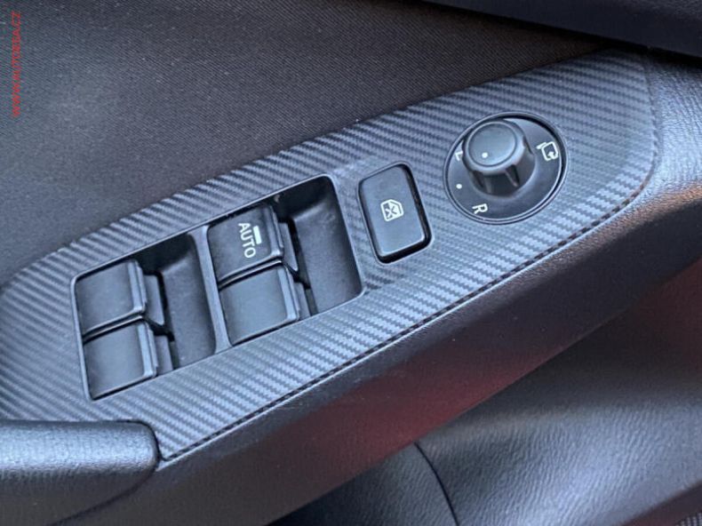 Mazda 3 - hlavní fotka