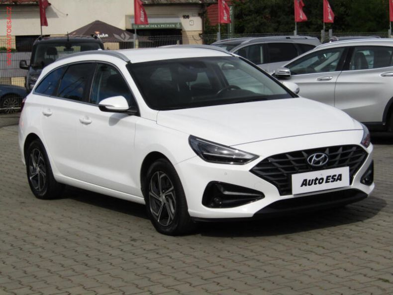 Hyundai i30 - hlavní foto
