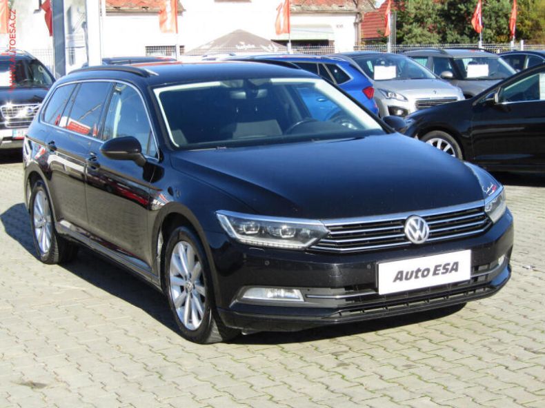 Volkswagen Passat - hlavní fotka inzerátu
