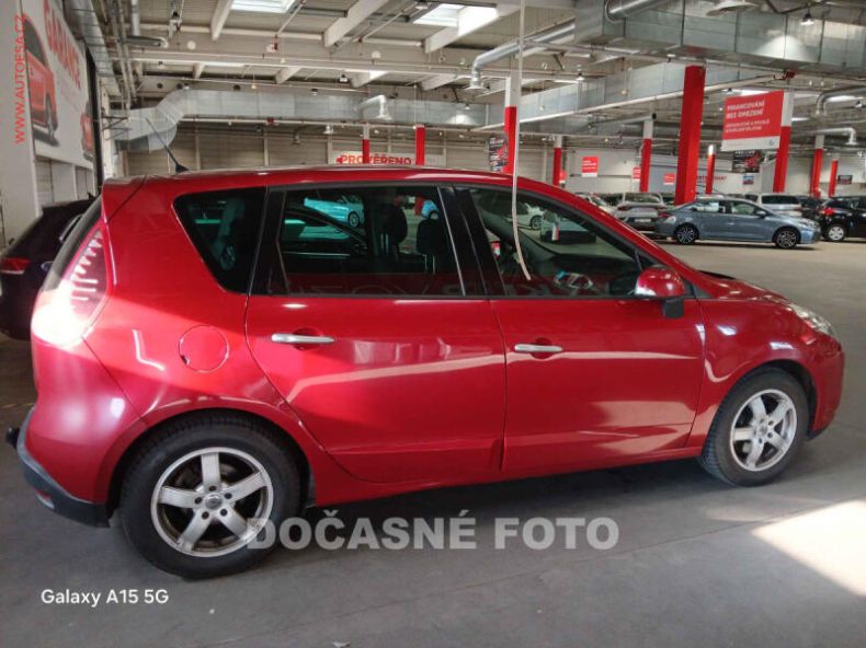 Renault Scénic - hlavní foto