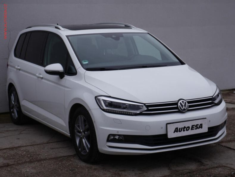 Volkswagen Touran - hlavní fotka