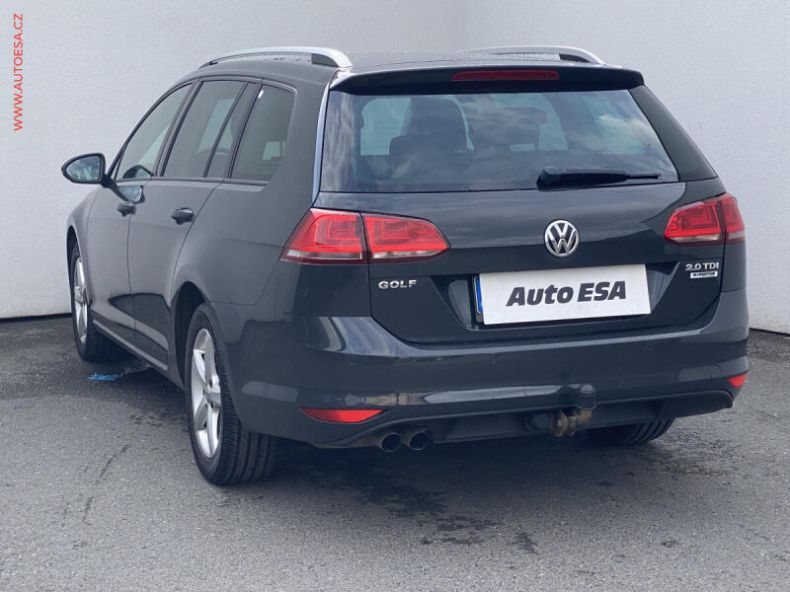 Volkswagen Golf - hlavní fotka