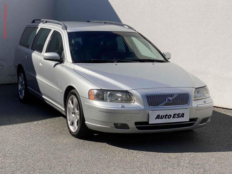 Volvo V70 - hlavní foto