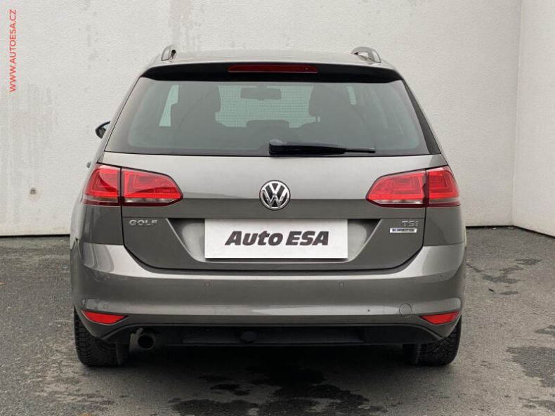 Volkswagen Golf - hlavní fotka