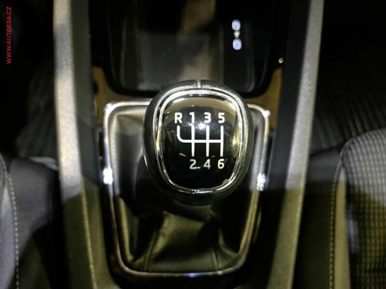 Škoda Octavia - hlavní fotka