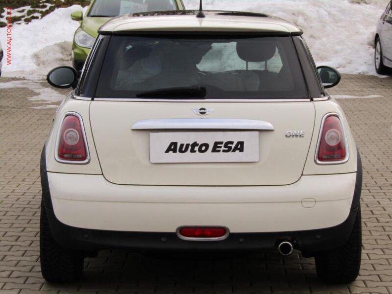 Mini One - hlavní fotka