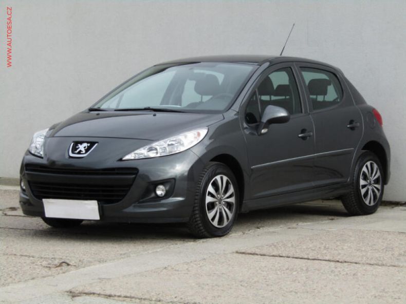 Peugeot 207 - hlavní fotka