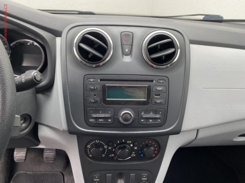 Dacia Sandero - hlavní fotka