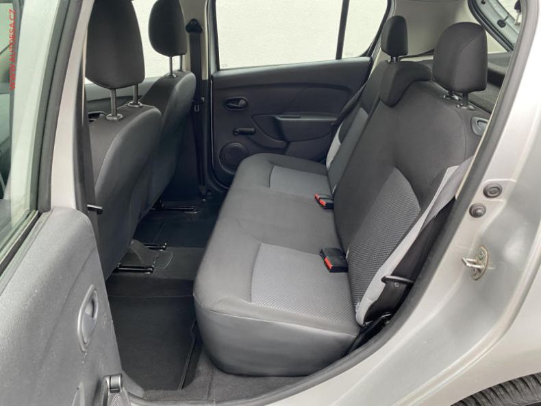 Dacia Sandero - hlavní fotka