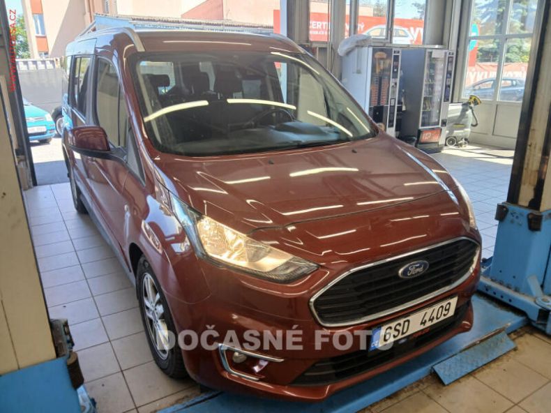 Ford Tourneo - hlavní foto