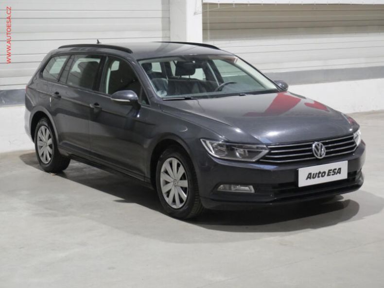 Volkswagen Passat - hlavní foto