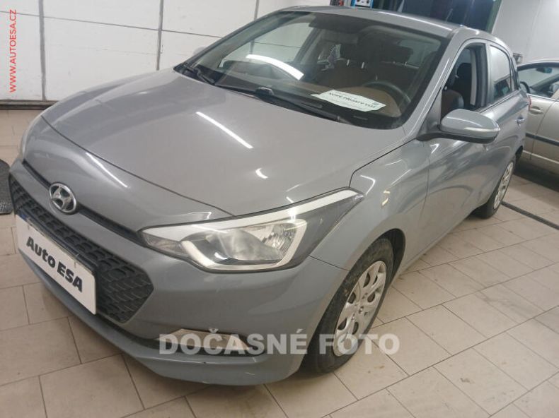 Hyundai i20 - hlavní foto
