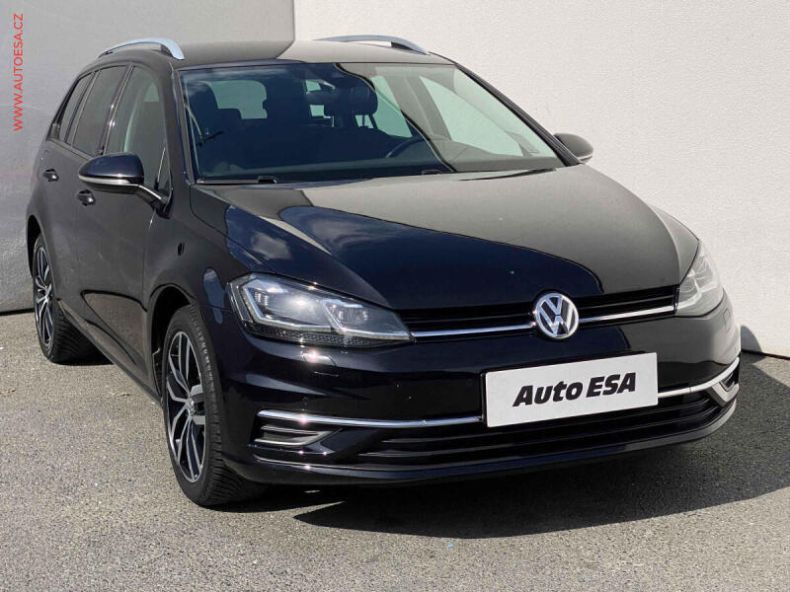 Volkswagen Golf - hlavní foto