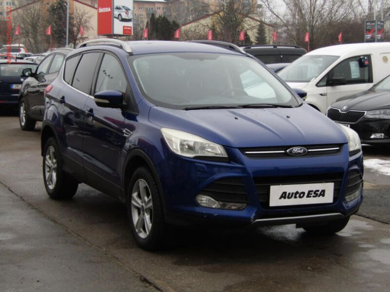 Ford Kuga - hlavní foto
