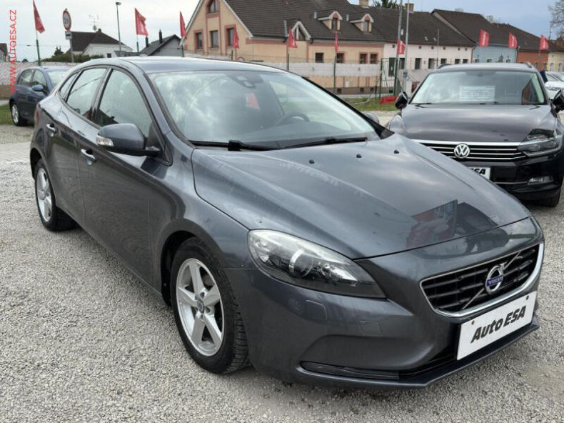 Volvo V40 - hlavní foto