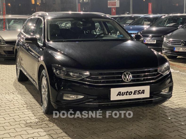 Volkswagen Passat - hlavní fotka inzerátu