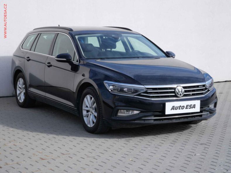 Volkswagen Passat - hlavní foto