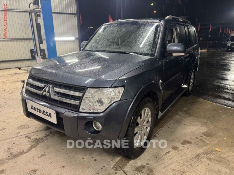 Mitsubishi Pajero - hlavní fotka