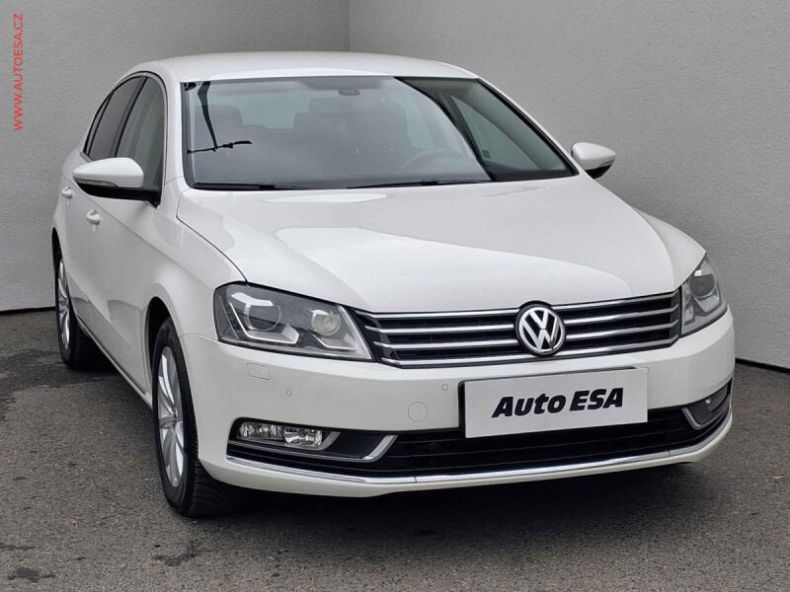 Volkswagen Passat - hlavní foto