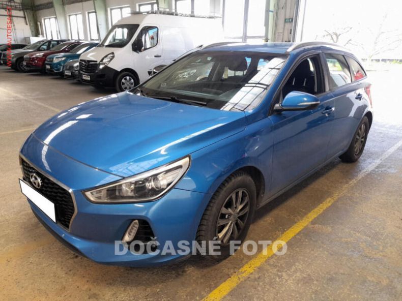 Hyundai i30 - hlavní foto