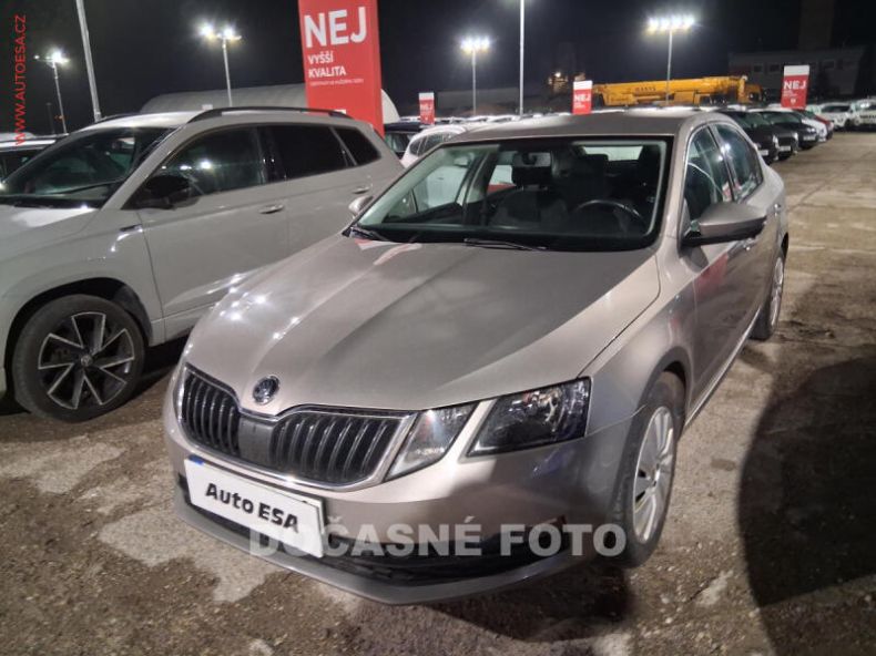 Škoda Octavia - hlavní foto