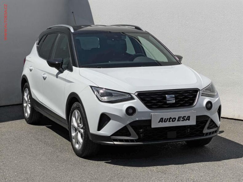 Seat Arona - hlavní fotka inzerátu