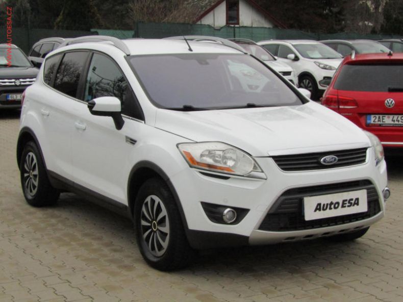 Ford Kuga - hlavní foto