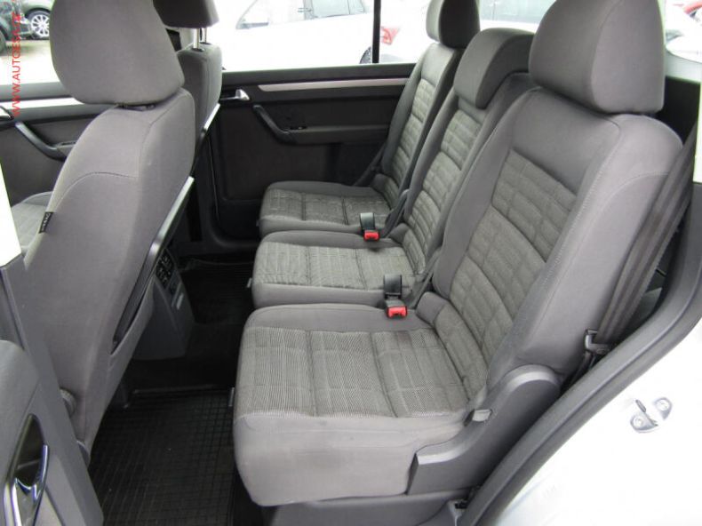 Volkswagen Touran - hlavní fotka