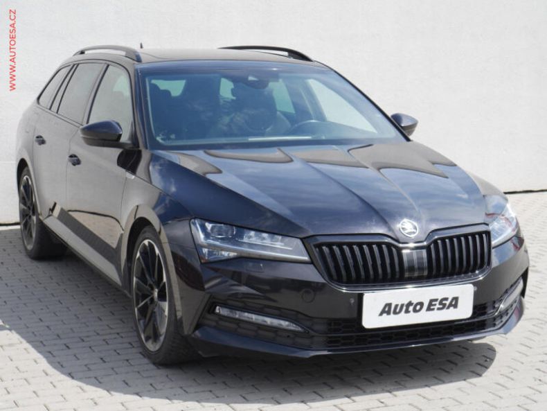 Škoda Superb - hlavní foto