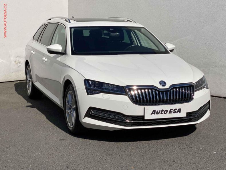 Škoda Superb - hlavní foto