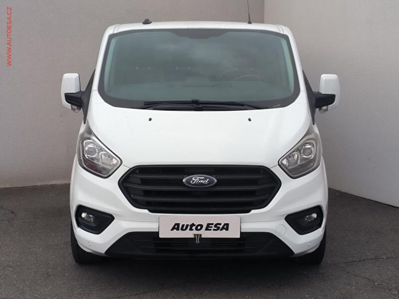 Ford Transit - hlavní fotka