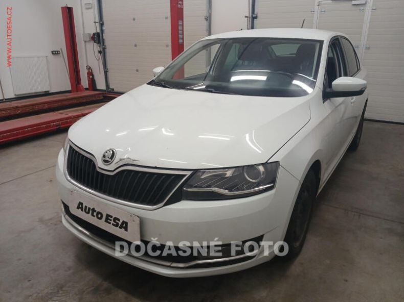 Škoda Rapid - hlavní foto