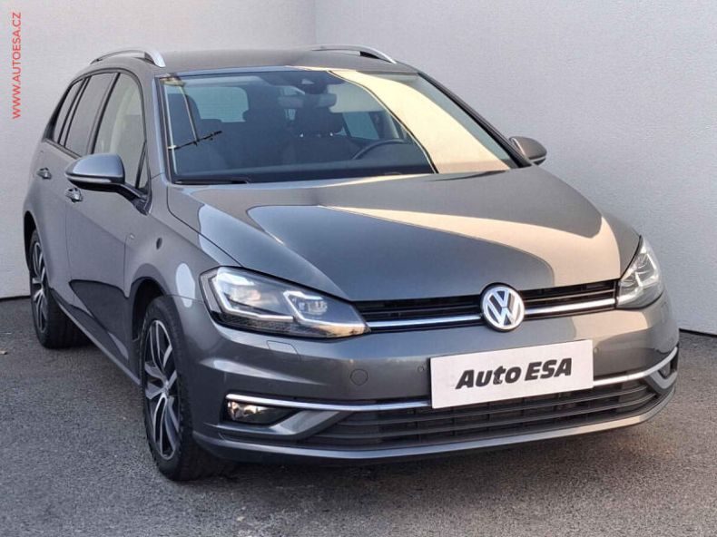 Volkswagen Golf - hlavní fotka