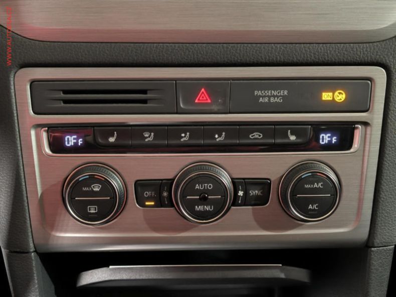 Volkswagen Golf - hlavní fotka