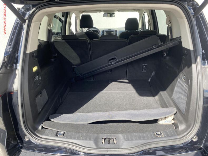 Ford S-MAX - hlavní fotka