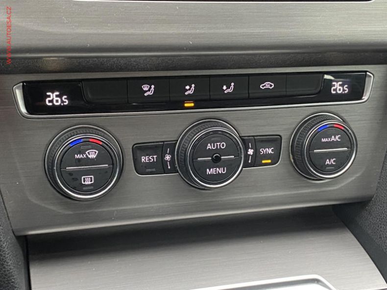 Volkswagen Passat - hlavní fotka