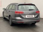 Volkswagen Passat - fotka číslo 5