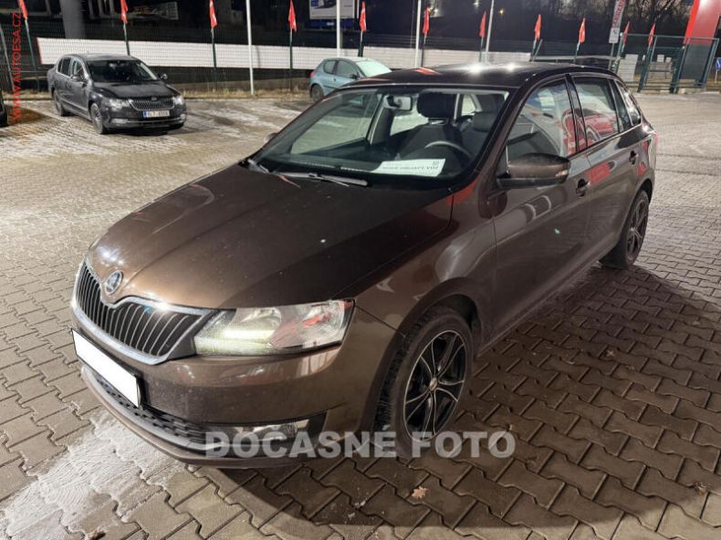 Škoda Rapid - hlavní fotka