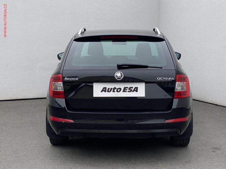 Škoda Octavia - hlavní fotka