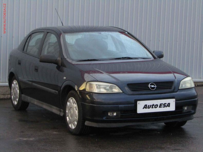 Opel Astra - hlavní fotka inzerátu