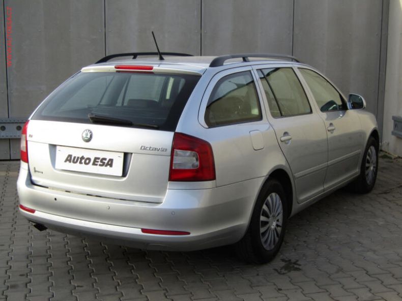 Škoda Octavia - hlavní fotka